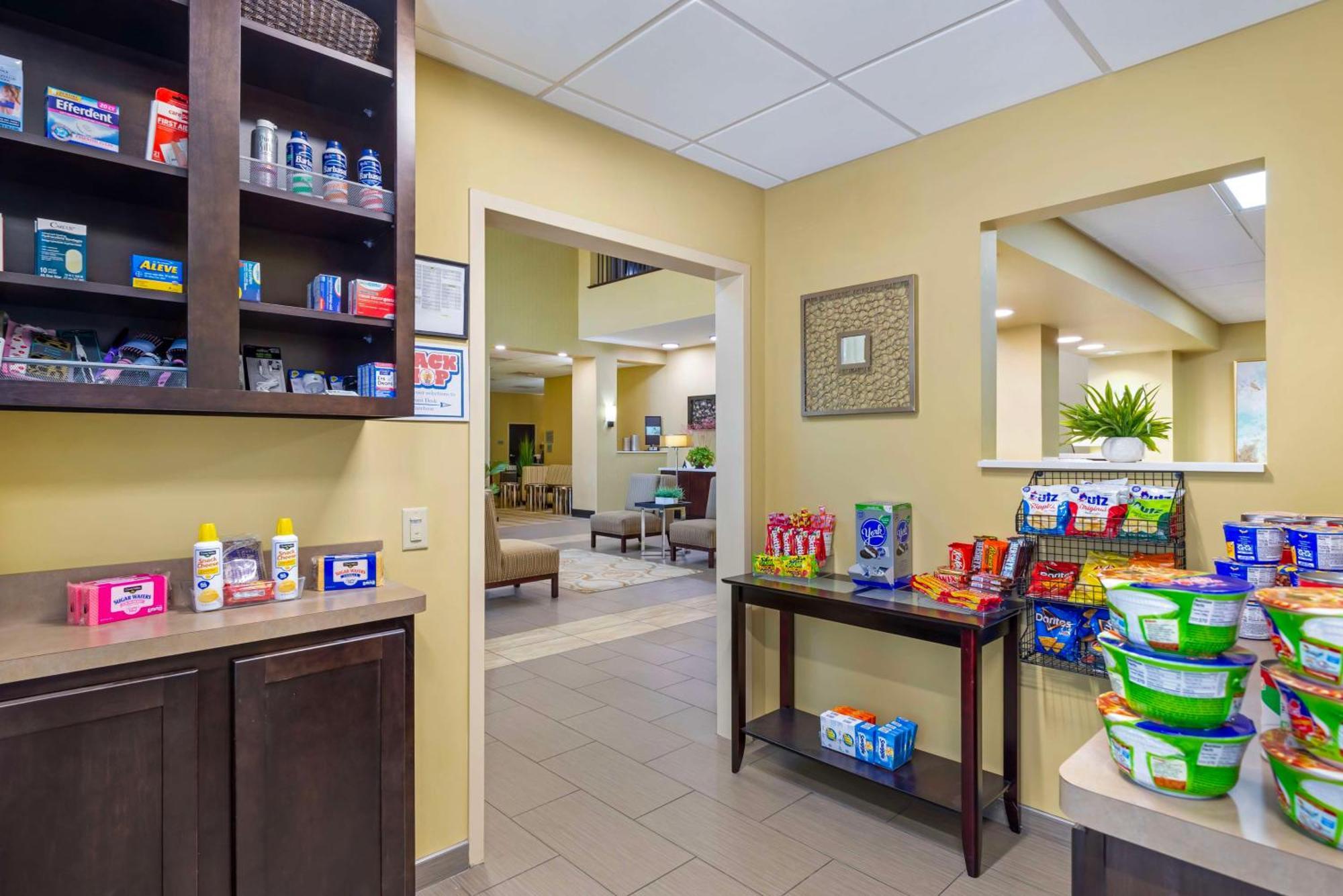 Best Western Plus Thornburg Inn & Suites Екстериор снимка